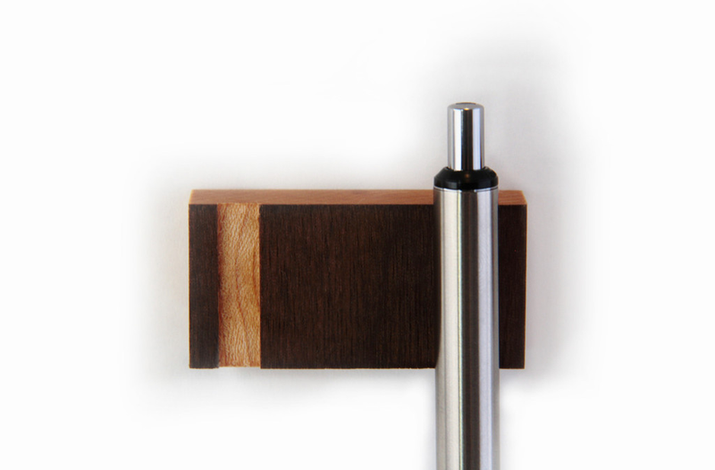 Illustration for article titled Keep Your Desk Clutter-Free With These Clever Magnetic Doodads
